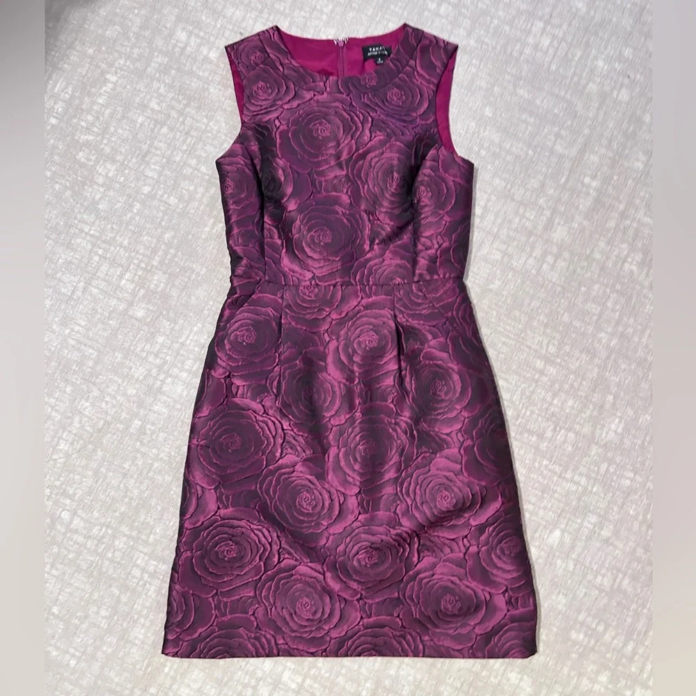 TAHARI ASL Sheath Dress in Purple with Allover Rose Print - Picture 2 of 11